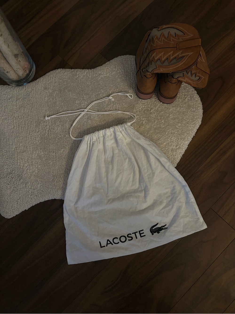 🤎LACOSTE WHITE DRAWSTRING DUST BAG